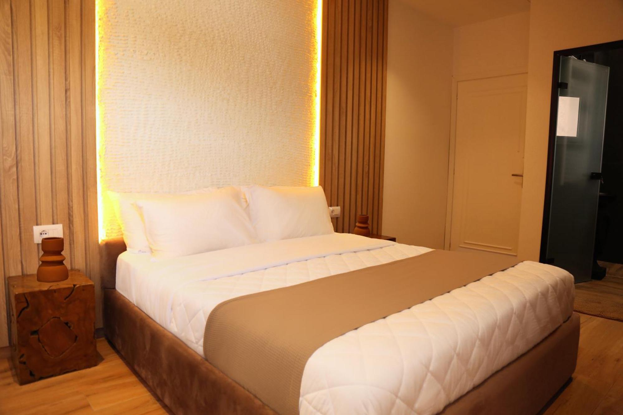 Foga Hebrus Hotel Ksamil Buitenkant foto